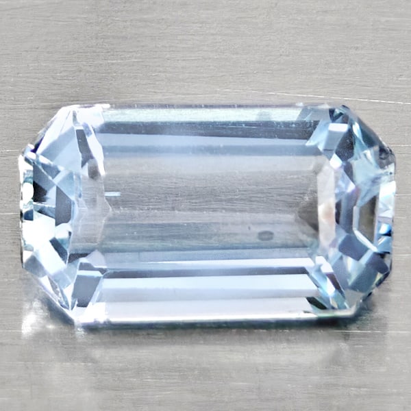 Natural Light Blue Aquamarine 1.38 Ct. Octagon Shape 9.3 x 5.4 Mm Gemstone From Brazil: Product ID: 800812188 Product Name: Natural Aquamarine Weight: 1.38 CT. Size: 9.3 x 5.4 x 3.8 MM. Shape: Octagon Shape Color: Light Blue Clarity:VSI - SI1 Luster: Good Gems Origin: Brazil Treatment: U