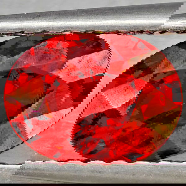 Natural Orangish Red Spessartine Garnet 1.08 Ct. Oval Shape 6.7 x 5.2 Mm Gemstones From Namibia: Product ID: 802937276 Product Name: Natural Garnet Weight: 1.08 CT. Size: 6.7 x 5.2 x 3.2 MM. Shape: Oval Shape Color: Orangish Red Clarity:SI1 Luster: Good Gems Origin: Namibia Treatment: Unheated Cr