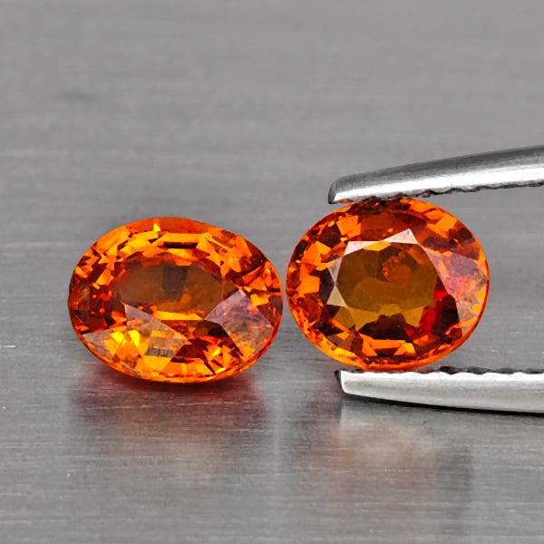 Natural Orangish Red Spessartine Garnet 2.30 Ct. 2Pcs Oval Shape 6.9 x 5.6 Mm Gemstones From Namibia: Product ID: 802937910 Product Name: Natural Garnet Weight: 2.30 CT. Size: 6.9 x 5.6 x 3.9 MM. Shape: Oval Shape Color: Orangish Red Clarity:SI1 Luster: Good Gems Origin: Namibia Treatment: Unheated Cr