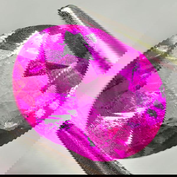 Natural Pink Topaz 2.33 Ct. Oval Shape 9.1 x 7.1 Mm Gemstone From Brazil (1 of 3)