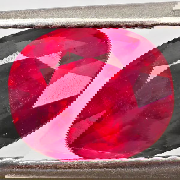 Natural Natural Purplish Red Ruby 2.83 Ct. Oval Shape 8.7 x 7.3 Mm Gemstone From Madagascar (1 of 3)