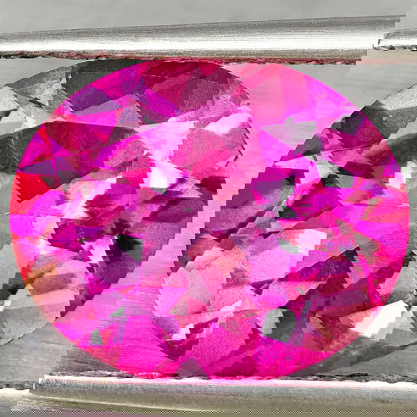 Natural Pink Topaz 5.57 Ct. VVS Oval Shape 12 x 10 Mm Gemstone From Brazil (1 of 3)