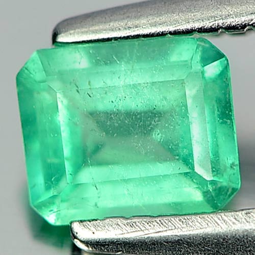 Natural Green Emerald 0.30 Ct. Octagon Shape 4.7 x 3.8 Mm. Gemstone From Columbia: Product ID: 802403056 Product Name: Natural Emerald Weight: 0.30 CT. Size: 4.7 x 3.8 x 2.4 MM. Shape: Octagon Color: Green Clarity:SI Luster: Good Gems Origin: Columbia Treatment: Unheated Crystal Str