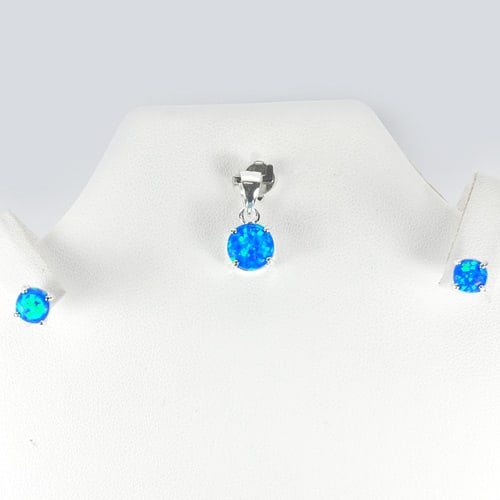 925 Sterling Silver Pendant And Earrings Jewelry Multi Color Blue Created Opal: Product ID: 280270006 / Product Type: 925 Sterling Silver Fine Jewelry / Jewelry Weight: 2.33 Grams. / Gemstones Color: Multi-Color / Metal: Solid Silver 92.5%. / Gemstone Detail: Average Range 2.29 -