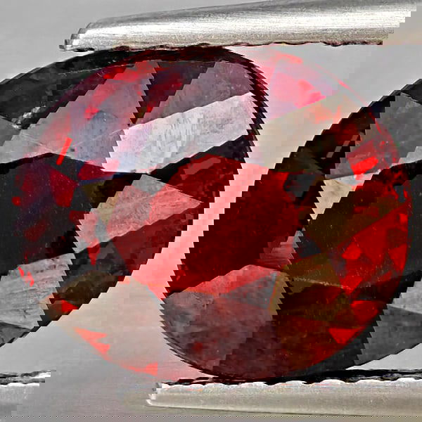 Natural Orange Red Spessartine Garnet 4.30 Ct. Oval Shape 9.2 x 8.2 Mm Gemstone From Namibia (1 of 3)