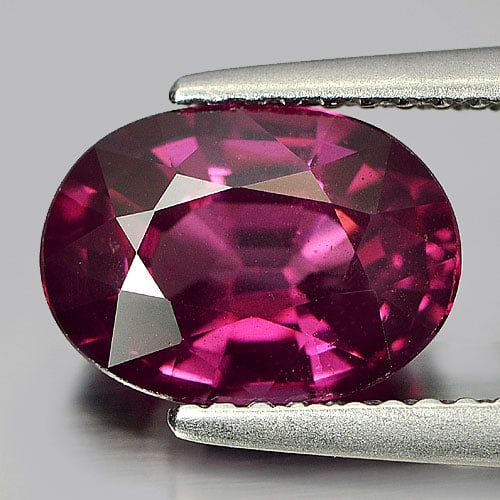 Natural Purplish Pink Rhodolite Garnet 2.85 Ct. Oval Shape 9.7 x 7 Mm. Unheated Gemstone From (1 of 3)