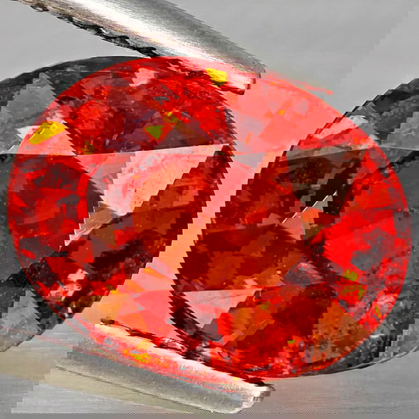 Natural Orange Red Spessartine Garnet 3.66 Ct. Oval Shape 8.9 x 6.9 Mm Gemstone From Namibia (1 of 3)