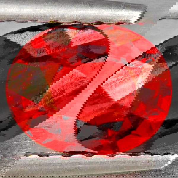 Natural Orangish Red Spessartine Garnet 0.97 Ct. Oval Shape 6.4 x 5.2 Mm Gemstones From Namibia (1 of 3)