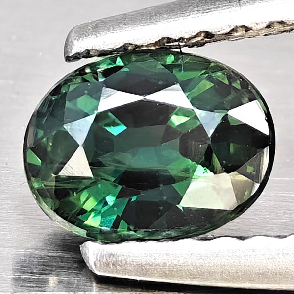 Natural Green Sapphire 0.71 Ct. Oval Shape 5.9 x 4.6 Mm Gemstone from Thailand: Product ID: 806163000 Product Name: Natural Green Sapphire Weight: 0.71 CT. Size: 5.9 x 4.6 x 3.3 MM. Shape: Oval Shape Color: Green Clarity:SI1 Luster: Good Gems Origin: Thailand Treatment: Heated Cr