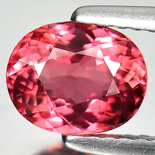 Natural Pink Tourmaline 1.18 Ct. VVS Oval Shape 7.5 x 6.1 Mm. Unheated Gemstone (1 of 3)