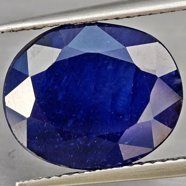 Natural Blue Sapphrie 10.02 Ct. Oval Shape 14 x 11.5 Mm. Gemstone From Madagascar (1 of 3)