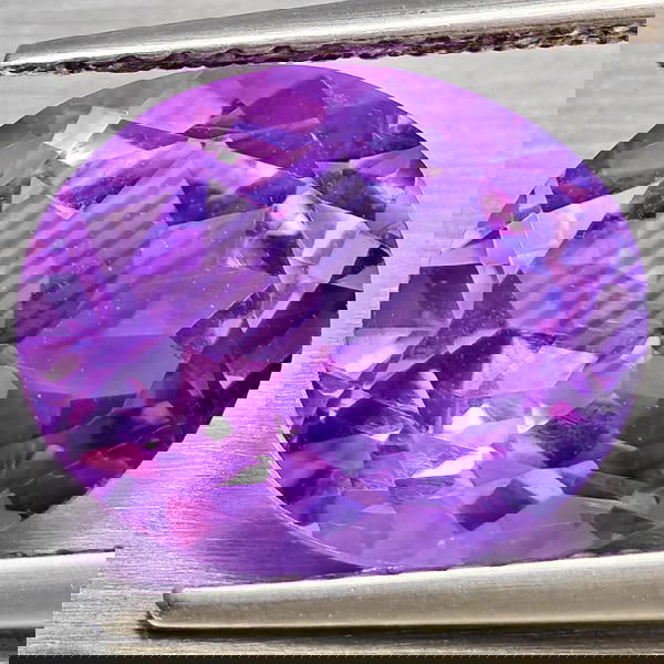 Natural Purple Amethyst 3.23 Ct. Oval Shape 11 x 9.1 Mm. Gemstone from Brazil (1 of 3)