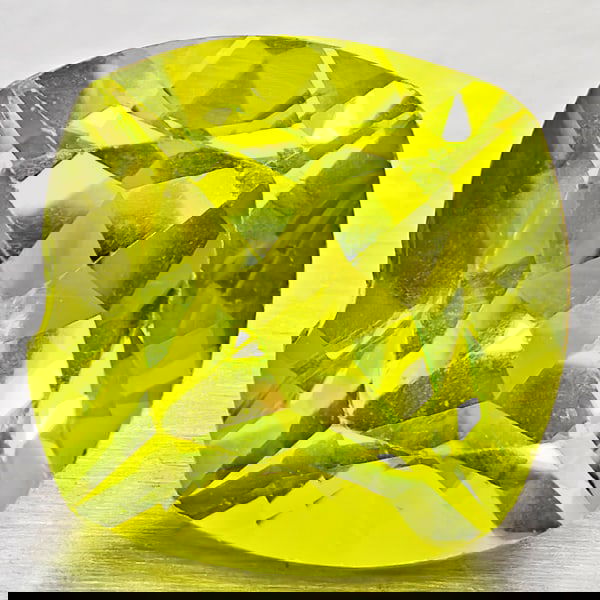 Natural Green Peridot 1.66 Ct. Cushion Shape 7 Mm. Gemstone From Pakistan: Product ID: 805317226 Product Name: Natural Peridot Weight: 1.66 CT. Size: 7 x 7 x 4.7 MM. Shape: Cushion Shape Color: Green Clarity:SI1 Luster: Good Gems Origin: Pakistan Treatment: Unheated Crystal