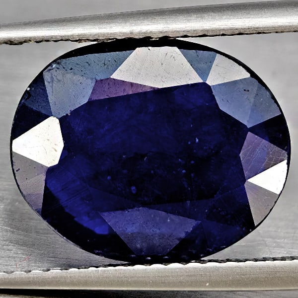 Natural Blue Sapphire 6.01 Ct. Oval Shape 13 x 10.5 Mm. Gemstone From Madagascar: Product ID: 806012221 Product Name: Natural Blue Sapphire Weight: 6.01 CT. Size: 13 x 10.5 x 4.3 MM. Shape: Oval Color: Blue Clarity:SI1 Luster: Good Gems Origin: Madagascar Treatment: Heated (Lead-gl