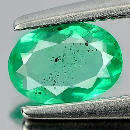 Natural Green Emerald 0.33 Ct. Oval Shape 6 x 4 x 2 Mm. Gemstone From Columbia (1 of 3)