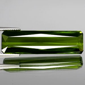 Natural Green Tourmaline 21.98 Ct. Clean Ocagon Shape 33.18 x 9.78 Mm. Unheated Gemstone From (1 of 4)