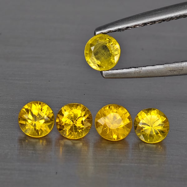 Natural Yellow Songea Sapphire 1.09 Ct. 5 Pcs Round Diamond Cut 3.8 Mm Gemstone from Tanzania: Product ID: 806130501 Product Name: Natural Blue Sapphire Weight: 1.09 CT. Size: 3.8 x 3.8 x 2.6 MM. Shape: Round Diamond Cut Color: Yellow Clarity:SI1 Luster: Good Gems Origin: Tanzania Treatment: He