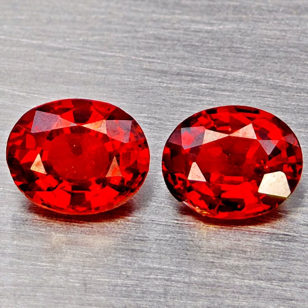 Natural Orangish Red Spessartine Garnet 1.53 Ct. 2Pcs Oval Shape 6 x 4.9 Mm Gemstones From Namibia (1 of 3)