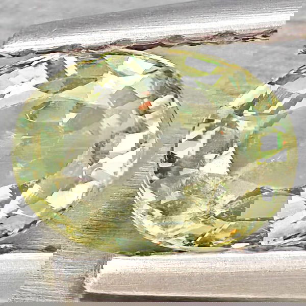 Natural Green Sapphire 0.48 Ct. Oval Shape 5.2 x 3.8 Mm Gemstones From Thailand (1 of 3)