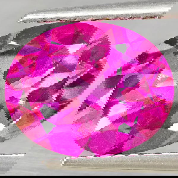 Natural Pink Topaz 2.79 Ct. Oval Shape 10 x 8 Mm Gemstone From Brazil (1 of 3)