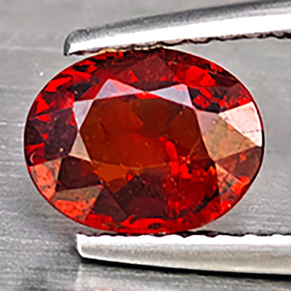Natural Orangish Red Spessartine Garnet 1.68 Ct. Oval Shape 7.9 x 6.1 Mm Gemstones From Namibia (1 of 3)
