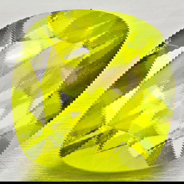 Natural Green Peridot 1.57 Ct. Cushion Shape 7.1 Mm Gemstone From Pakistan: Product ID: 805317251 Product Name: Natural Peridot Weight: 1.57 CT. Size: 7.1 x 7.1 x 4.5 MM. Shape: Cushion Shape Color: Green Clarity:VSI - SI1 Luster: Good Gems Origin: Pakistan Treatment: Unheate