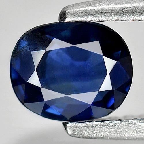 Certified Unheated Natural Blue Sapphire 0.92 Ct. Oval Shape 5.23 x 6.39 Mm Gemstone from Thailand: Product ID: 806010294 Product Name: Natural Blue Sapphire Weight: 0.92 CT. Size: 5.23 x 6.39 x 2.79 MM. Shape: Oval Color: Blue Clarity:VSI Luster: Good Gems Origin: Thailand Treatment: Unheated Cryst