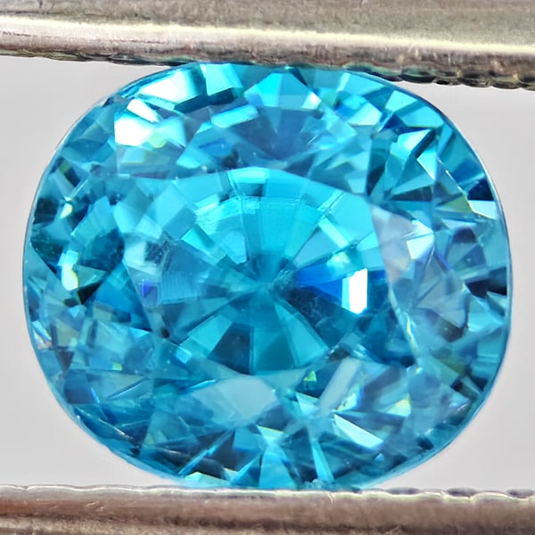Natural Blue Zircon 3.14 Ct. Oval Shape 7.3 x 6.5 Mm Gemstone From Cambodia (1 of 3)