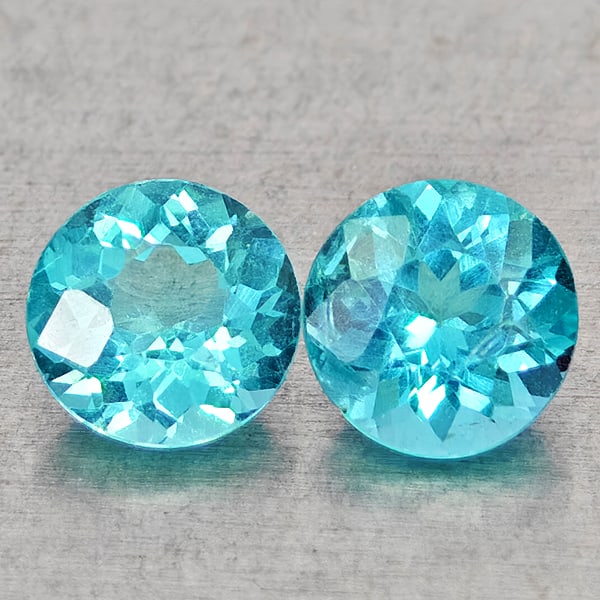 Natural Paraiba Color Apatite 0.98 Ct. 2 Pcs Round Shape 5 Mm Gemstones from Tanzania: Product ID: 800613648 Product Name: Natural Apatite Weight: 0.98 CT. Size: 5 x 5 x 3.3 MM. Shape: Round Color: Neon Blue Clarity:SI1 Luster: Good Gems Origin: Tanzania Treatment: Unheated Crystal Stru