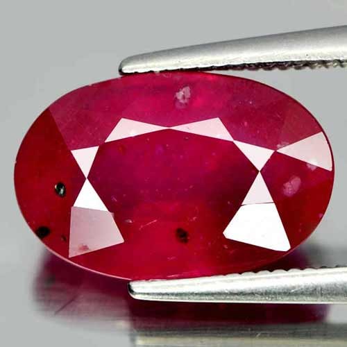 Natural Pinkish Red Ruby 5.43 Ct. Oval Shape 12.5 x 8.2 Mm. Gemstone From Mozambique (1 of 3)