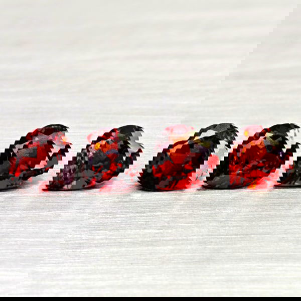 Natural Orangish Red Garnet 5.25 Ct. 4 Pcs Heart Shape Gemstones From Tanzania (1 of 3)