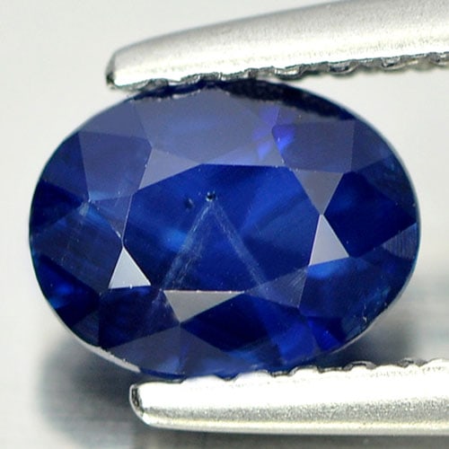 Certified Blue Sapphire 0.96 Ct. Oval Shape 4.83 x 6.26 Mm Gemstone from Madagascar (1 of 4)
