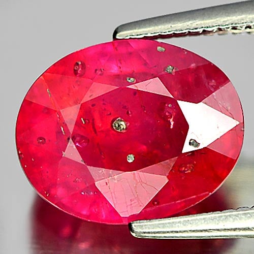 Natural Pinkish Red Ruby 3.15 Ct. Nice Oval Shape 9.1 x 7.5 Mm. Gemstone From Madagascar (1 of 3)