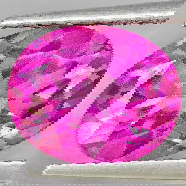 Natural Pink Topaz 3.30 Ct. Oval Shape 10 x 8 Mm Gemstone From Brazil (1 of 3)