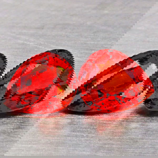 Natural Orangish Red Spessartine Garnet 1.48 Ct. 2Pcs Pear Shape 5.7 x 4.8 Mm Gemstones From Namibia (1 of 3)