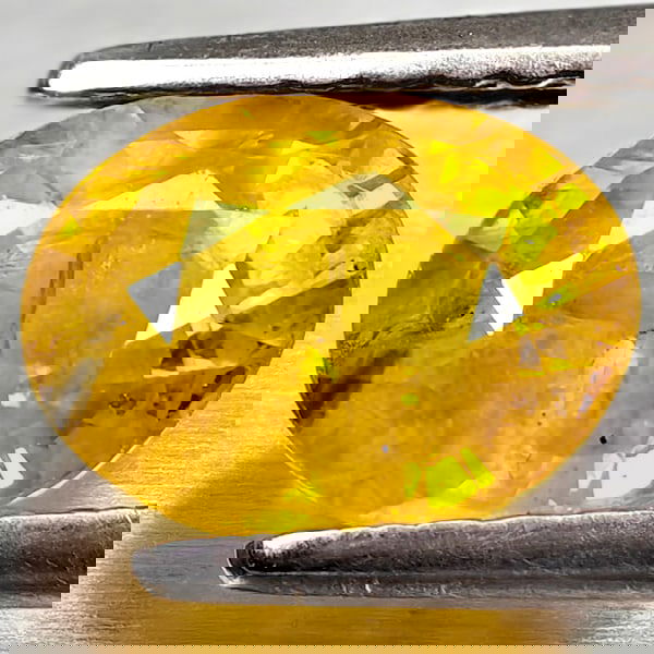 Natural Yellow Sapphire 1.52 Ct. Oval Shape 7.8 x 5.8 Mm Gemstone From Thailand (1 of 3)