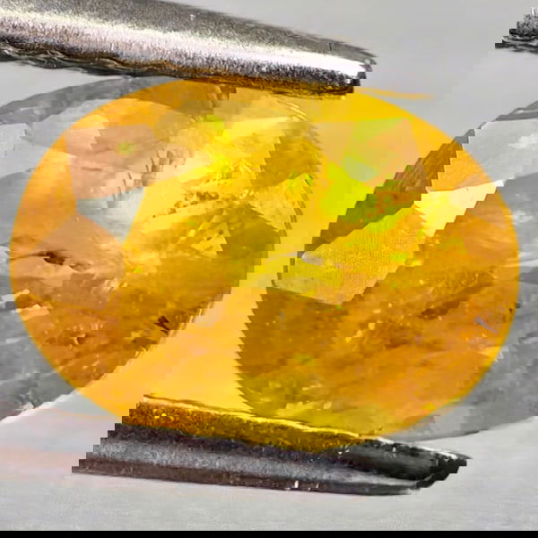 Natural Yellow Sapphire 1.56 Ct. Oval Shape 7.4 x 5.5 Mm Gemstone From Thailand (1 of 3)