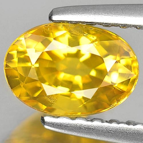 Natural Yellow Ceylon Sapphire 1.12 Ct. Oval Shape 6.8 x 4.8 Mm. Gemstone from Sri Lanka (1 of 3)