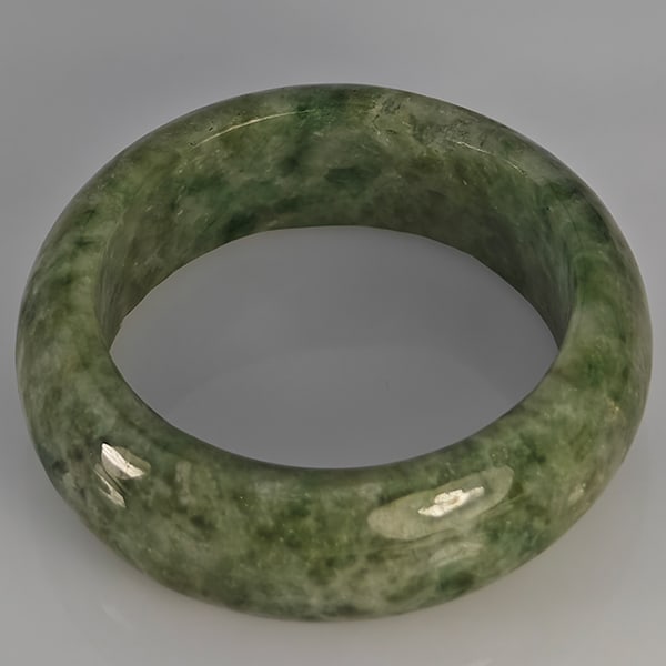 Natural Green Jade 25.40 Ct. Round Cabochon Ring Size 9.5 Gemstone from Thailand (1 of 3)
