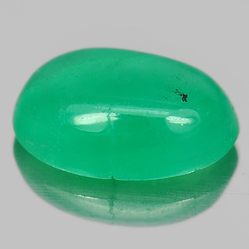 Natural Green Emerald 0.91 Ct. Oval Cabochon Shape 7.7 x 5.4 Mm. Gemstone from Columbia (1 of 3)