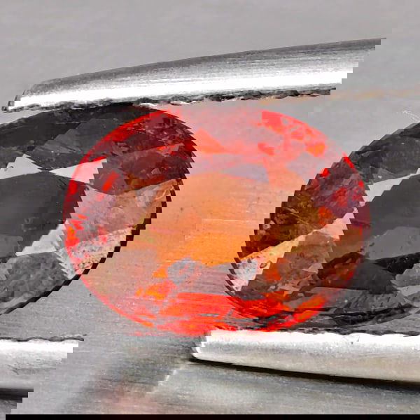 Natural Orangish Red Spessartine Garnet 1.54 Ct. Oval Shape 7.8 x 5.9 Mm Gemstones From Namibia (1 of 3)