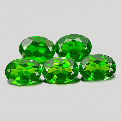 Natural Green Chrome Diopside 3.98 Ct. 5 Pcs. Oval Shape 7 x 5 Mm. Gemstones: Product ID: 801604465 Product Name: Natural Chrome Diopside Weight: 3.98 CT. Size: 7 x 5 x 2.6 MM. Shape: Oval Color: Green Clarity:VSI Luster: Good Gems Origin: Russia Treatment: Unheated Crystal Str