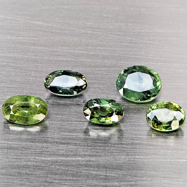 Natural Green Sapphire 1.41 Ct. 5 Pcs Oval Shape 4.9 x 3 Mm Gemstone from Thailand (1 of 3)