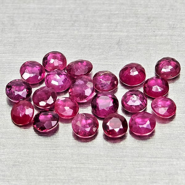 Natural Pinkish Red Ruby 1.15 Ct. 20 Pcs Round Shape 2.3 Mm Gemstones From Thailand (1 of 3)