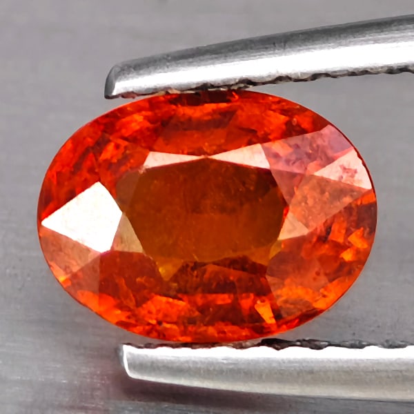 Natural Orangish Red Spessartine Garnet 1.63 Ct. Oval Shape 7.8 x 5.8 Mm Gemstones From Namibia (1 of 3)