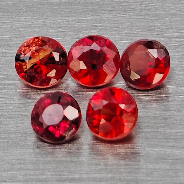 Natural Orangish Red Songea Sapphire 0.78 Ct. 5 Pcs Round Diamond Cut 2.8 Mm Gemstones From Tanzania (1 of 3)