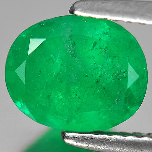 Natural Green Emerald 1.44 Ct. Oval Shape 8.3 x 6.8 Mm. Gemstone From Columbia (1 of 3)