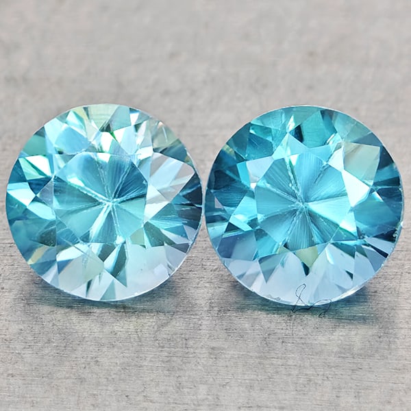 Natural Blue Zircon 1.47 Ct. 2 Pcs Round Diamond Cut 5.1 Mm Gemstones from Cambodia: Product ID: 807743052 Product Name: Natural Zircon Weight: 1.47 CT. Size: 5.1 x 5.1 x 3.7 MM. Shape: Round Diamond Cut Color: Blue Clarity:VSI Luster: Good Gems Origin: Cambodia Treatment: Heated Crys