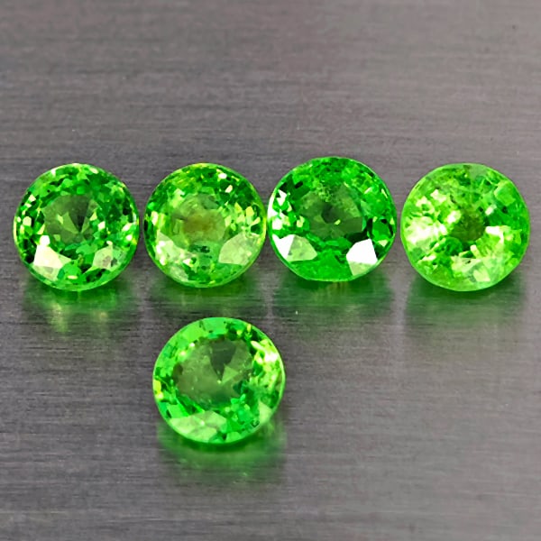 Natrual Green Tsavorite Garnet 0.71 Ct. 5 Pcs Round Shape 3.1 Mm Gemstone from Tanzania (1 of 3)