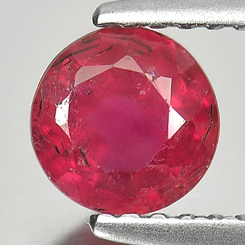 Natural Pinkish Red Ruby 0.95 Ct. Round Shape 5.8 Mm Gemstone from Madagascar (1 of 3)